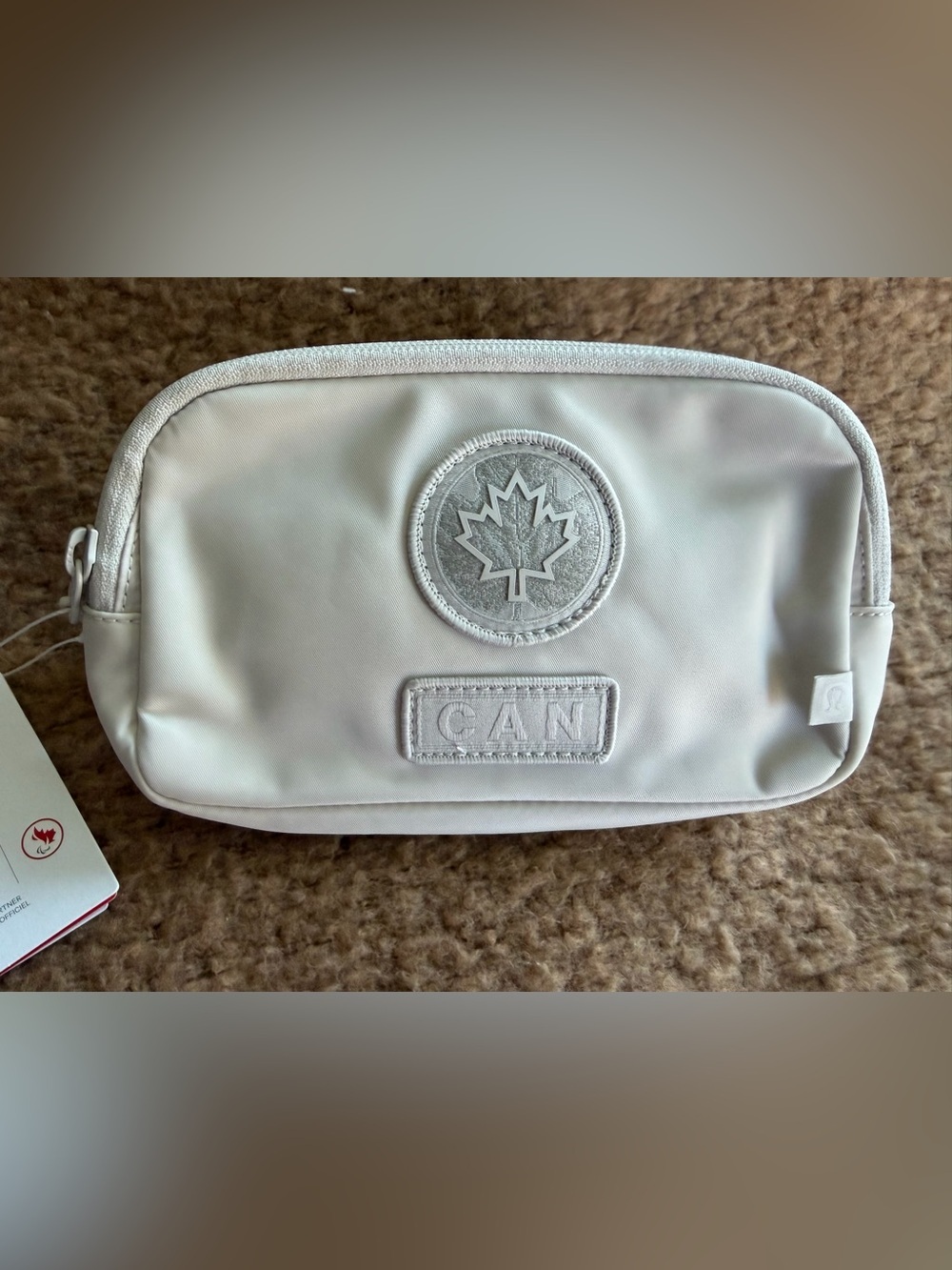 ✨NWT✨Lululemon: Team Canada Future Legacy Everywhere Mini Belt Bag (Beech White)